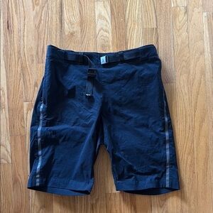 Rapha sz 34 Commuter Short Black with Reflective Stripes adjustable belt VGUC